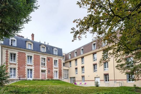 Colisée Residence Le Cedre - PLAILLY