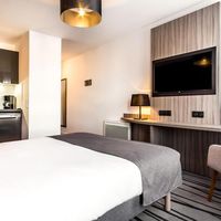 Nemea Quai Victor Tours Centre - TOURS