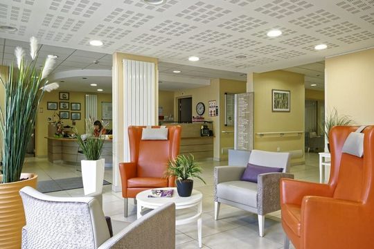 Emeis Résidence du Port - SAINT DENIS DE L'HOTEL