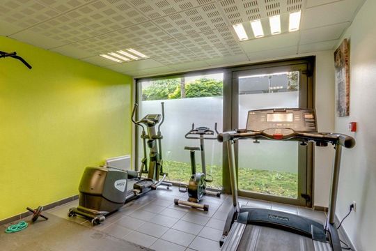 STUDENTLY - Les Arlézines - CARQUEFOU