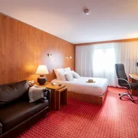 Cerise Bordeaux Mérignac Aéroport - MERIGNAC