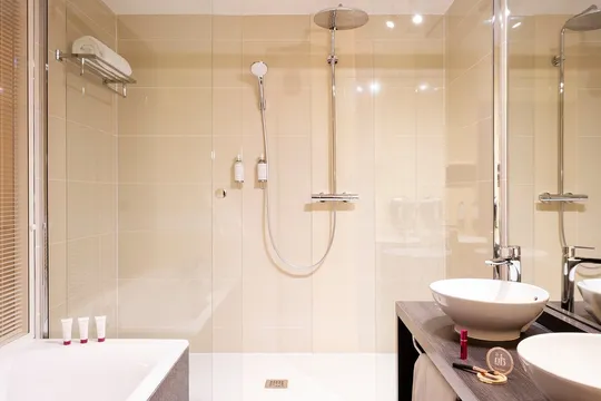 Residhome Suites Paris Senart - LIEUSAINT