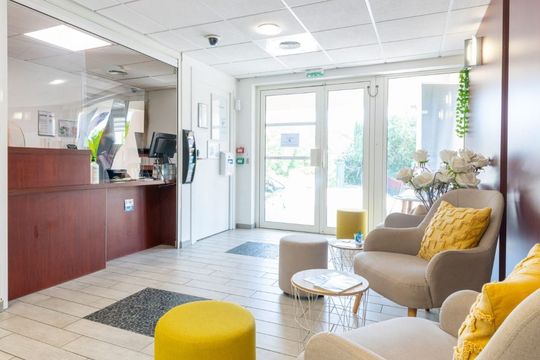 Comfort Aparthotel Canne Mandelieu - MANDELIEU LA NAPOULE