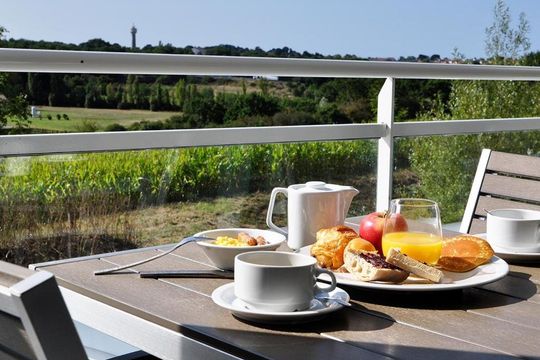 Golden Tulip Pornic Suites - PORNIC