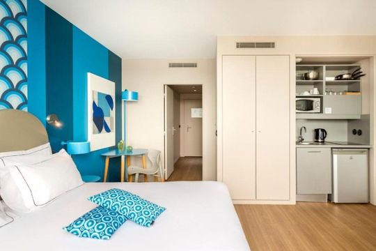 Appart'City Collection Paris Vélizy - VELIZY VILLACOUBLAY