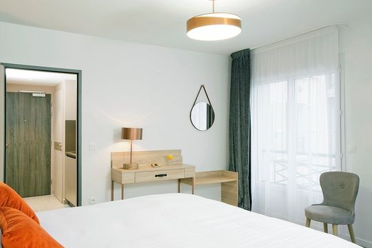 Residhome Puteaux La Defense - PUTEAUX