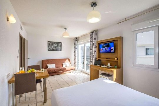 Zenitude Residence Le Maestria - ANTIBES