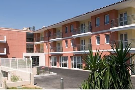 Domusvi Residence La Bastide du Moulin - AURIBEAU SUR SIAGNE