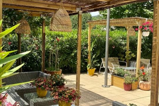 Emeis Residence Diamantine - CHATEAUNEUF GRASSE