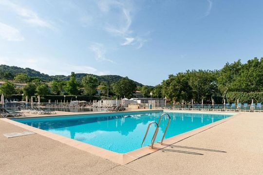 Pierre & Vacances Village Le Rouret - GROSPIERRES