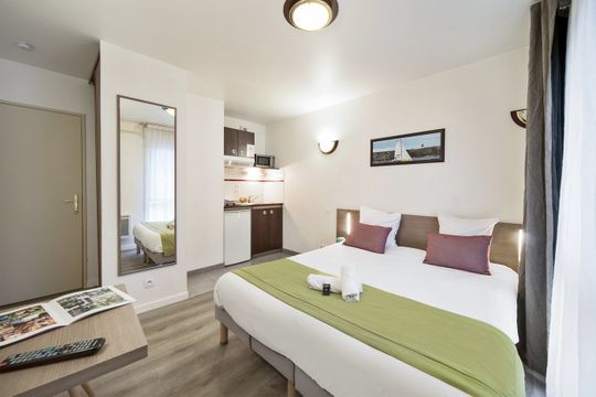 Comfort Aparthotel Versailles Saint-Cyr - SAINT CYR L'ECOLE