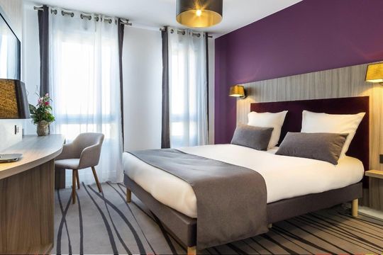 Nemea Quai Victor Tours Centre - TOURS