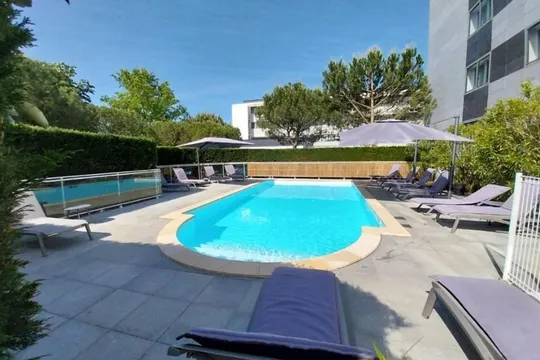 Cerise Bordeaux Mérignac Aéroport - MERIGNAC