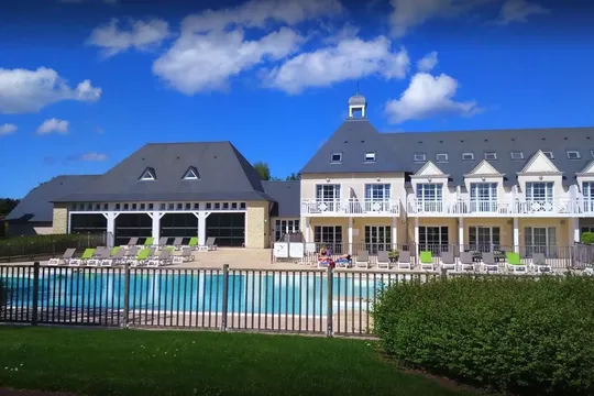 Pierre & Vacances Le Green Beach - PORT EN BESSIN HUPPAIN
